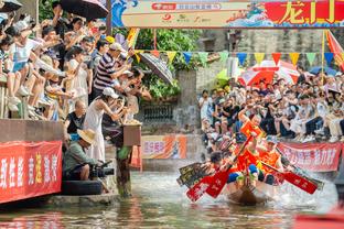 中国花游队世锦赛第二金！王柳懿王芊懿女双夺金